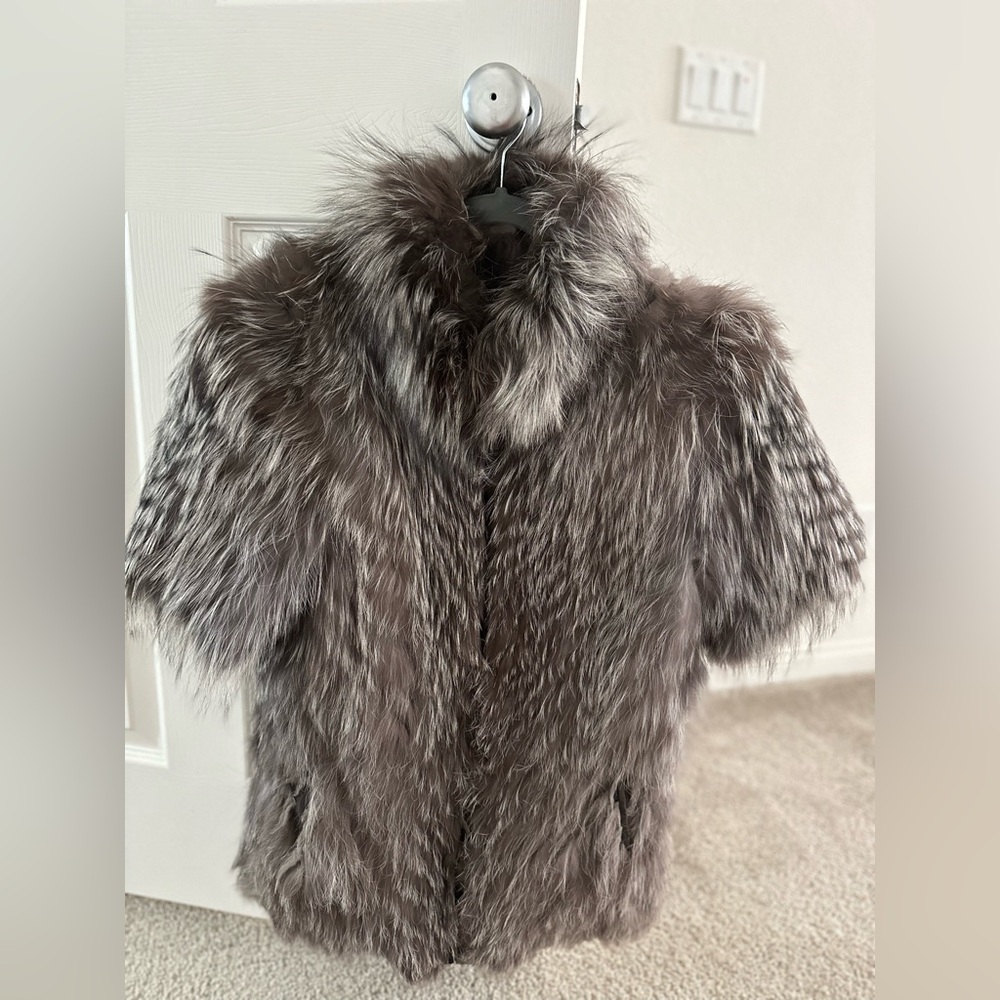 FULL SILVER FOX FUR GILET WITH SAILOR NECK